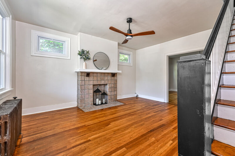 528 N St Clair STREET — photo 5