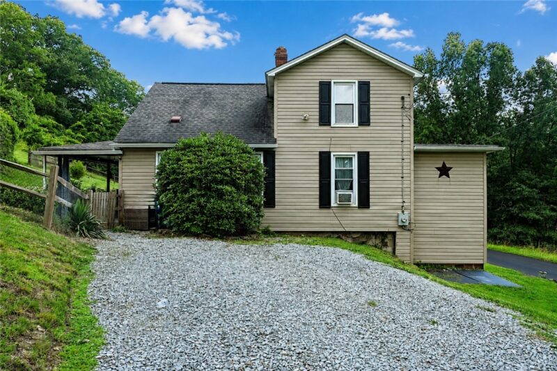 328 Bridge St. — photo 2
