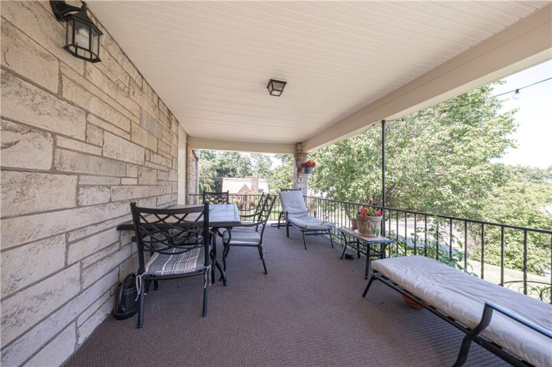 2418 Orlando Place — photo 3