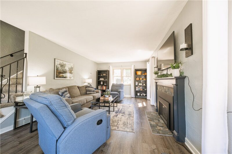 2418 Orlando Place — photo 4