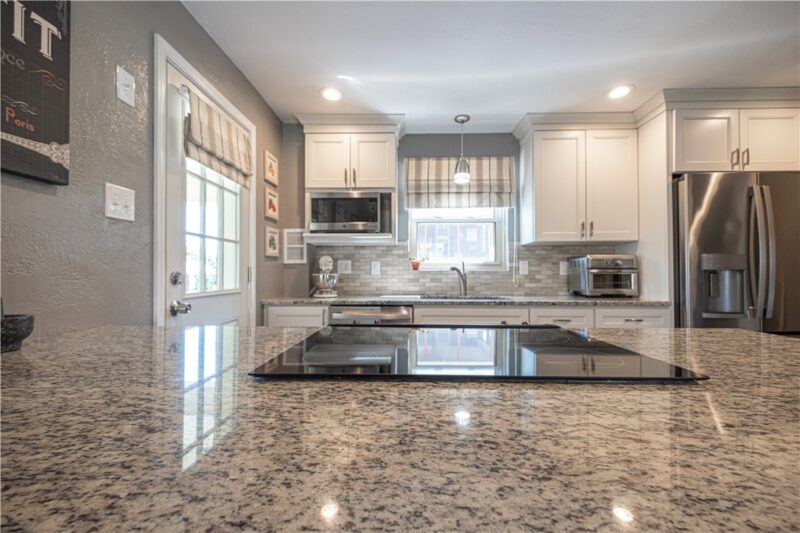 2418 Orlando Place — photo 7