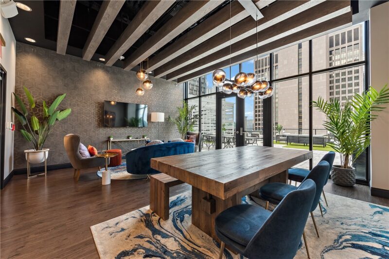 350 Oliver Ave 901 — photo 4