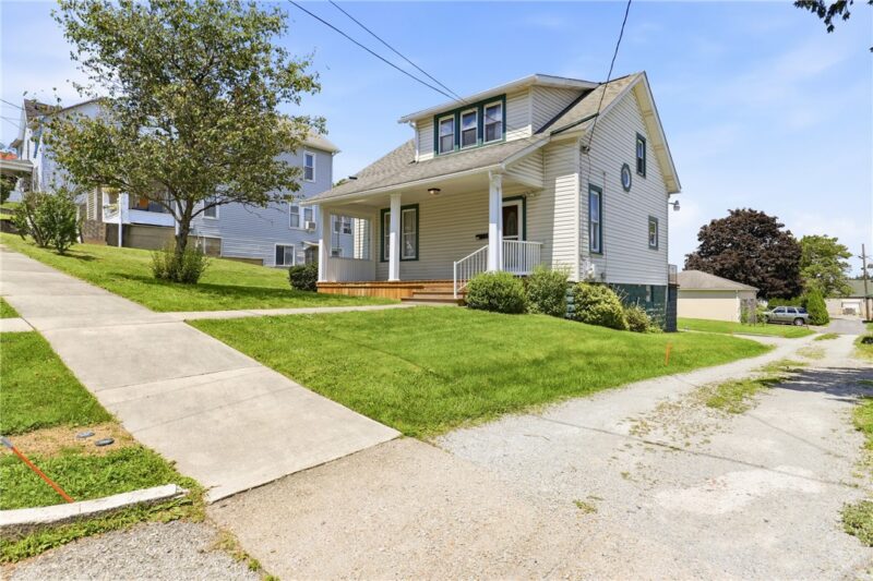 247 E Fairview St — photo 3