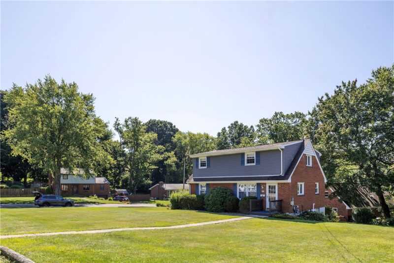 978 Garden City Dr — photo 3