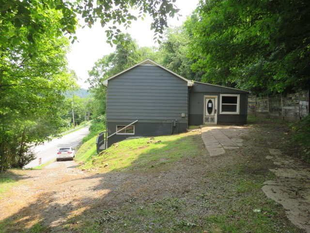 6740 Smithfield St — photo 4