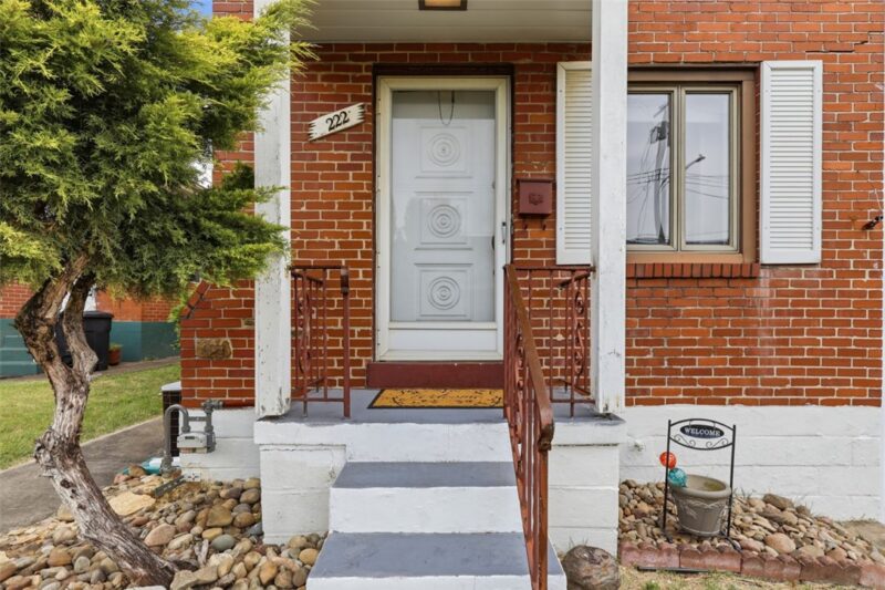 222 Miller Ave — photo 3