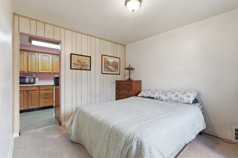 222 Miller Ave — photo 8