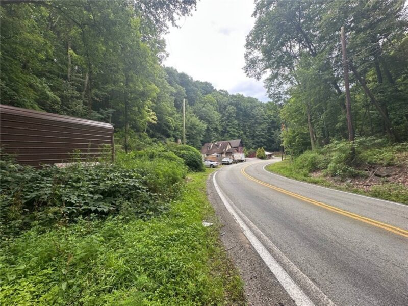 2031 Riddle Run Rd — photo 3