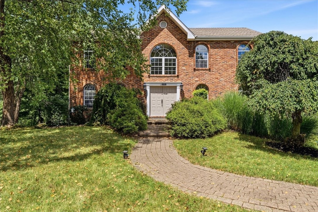 3208 Waterford Court — photo 1