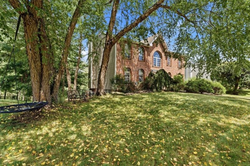 3208 Waterford Court — photo 3