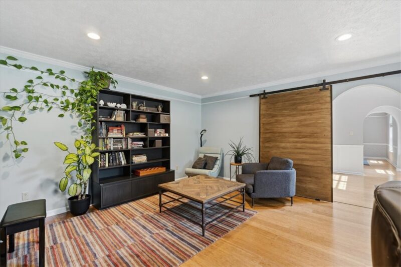 3208 Waterford Court — photo 5