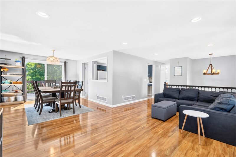 2018 Pembrook Dr — photo 8