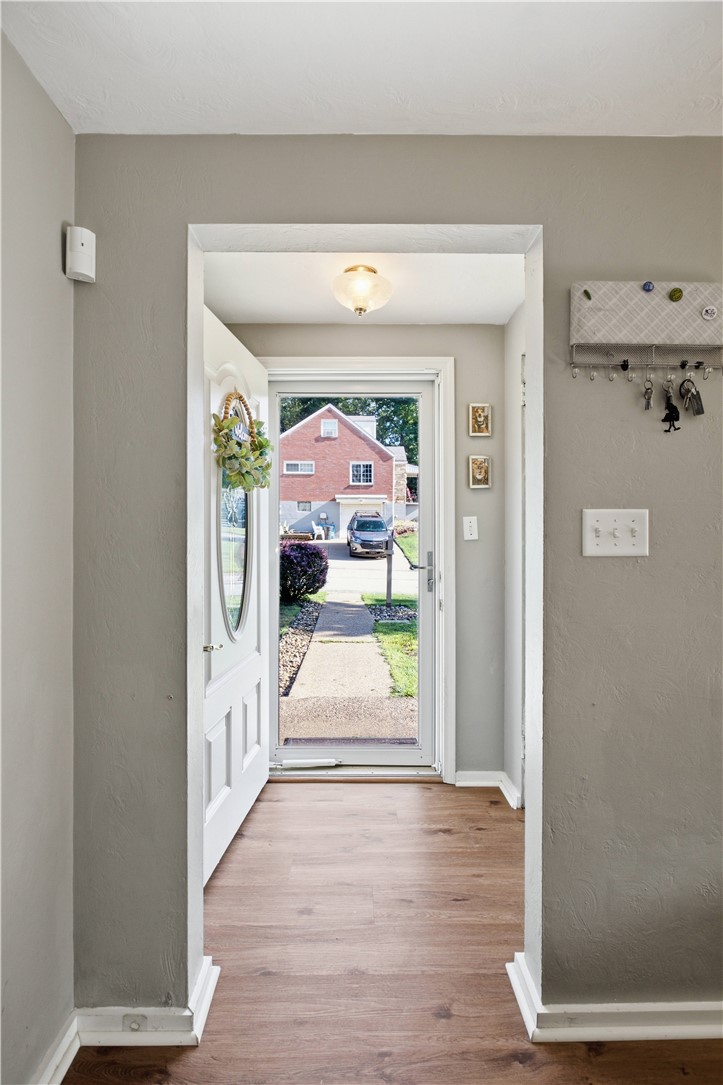225 Bernardi Dr — photo 6