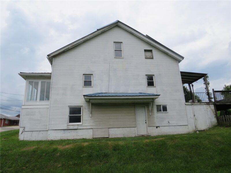 26 Campbell Dr — photo 6