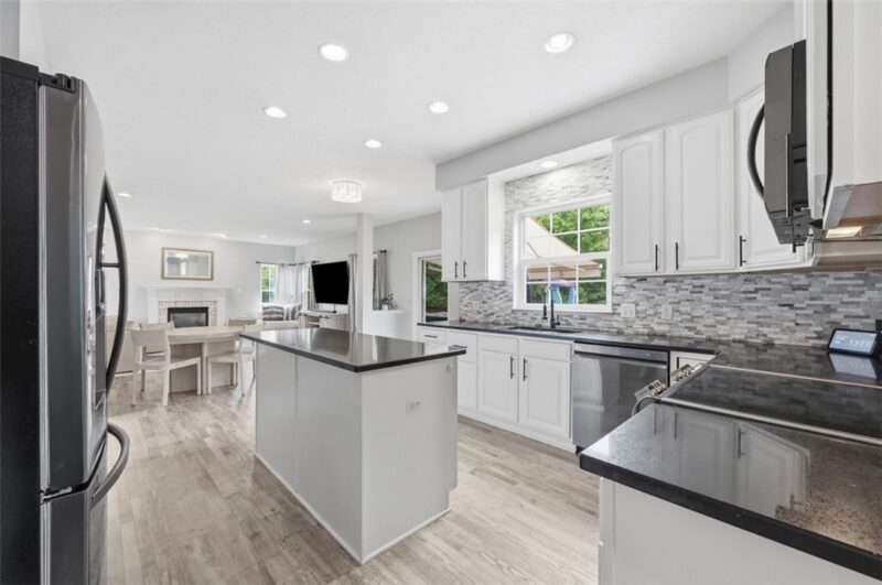 602 Meghan Ct — photo 5