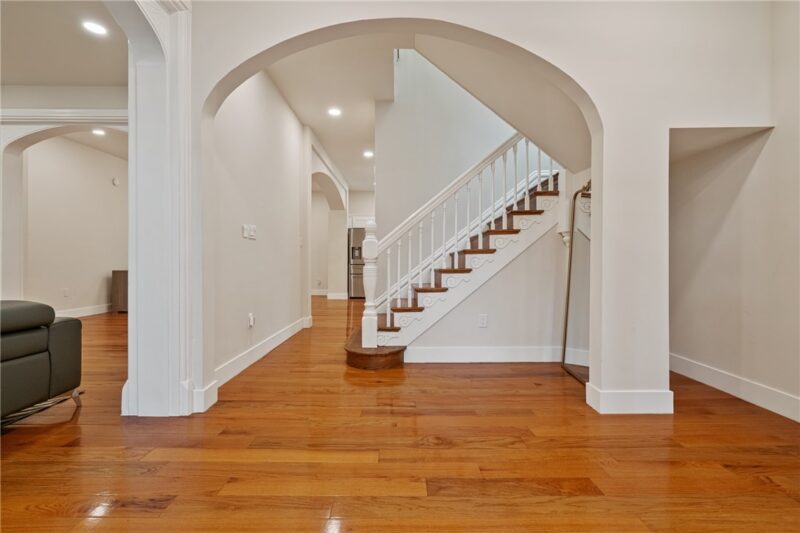 5236 Westminster Pl — photo 4