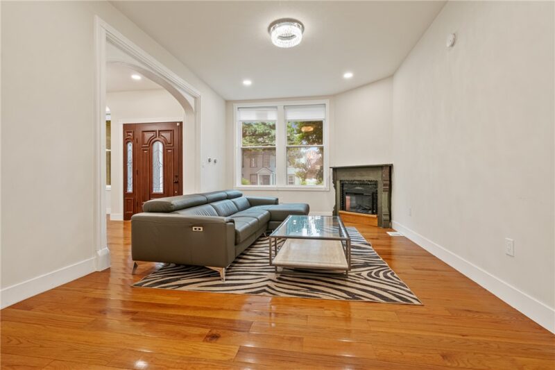 5236 Westminster Pl — photo 5