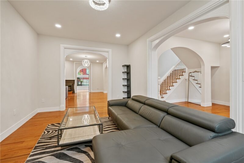 5236 Westminster Pl — photo 6