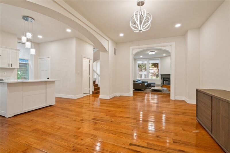 5236 Westminster Pl — photo 8
