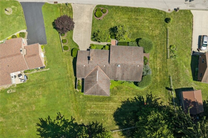 127 Allan Dr — photo 4