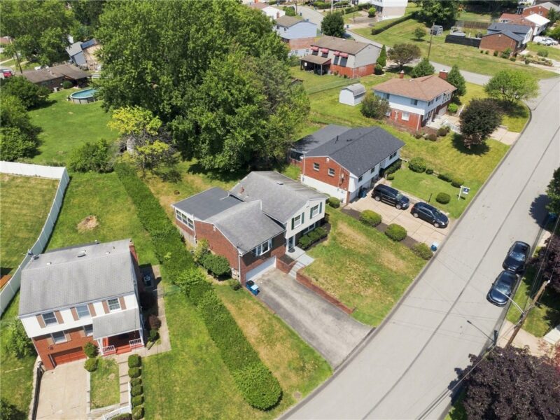 167 Crescent Gardens Dr — photo 3