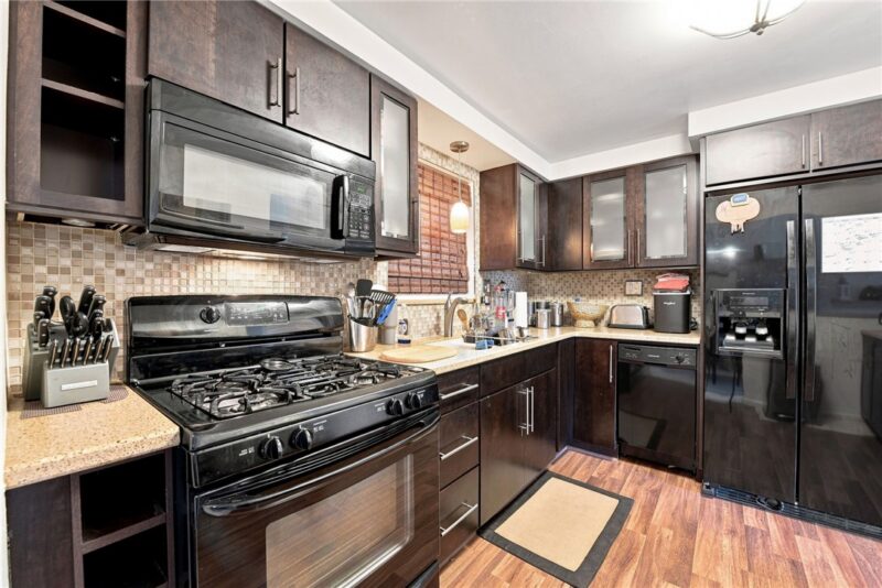 167 Crescent Gardens Dr — photo 7