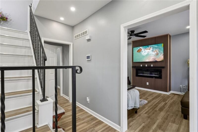 1331 Oakdene St — photo 4