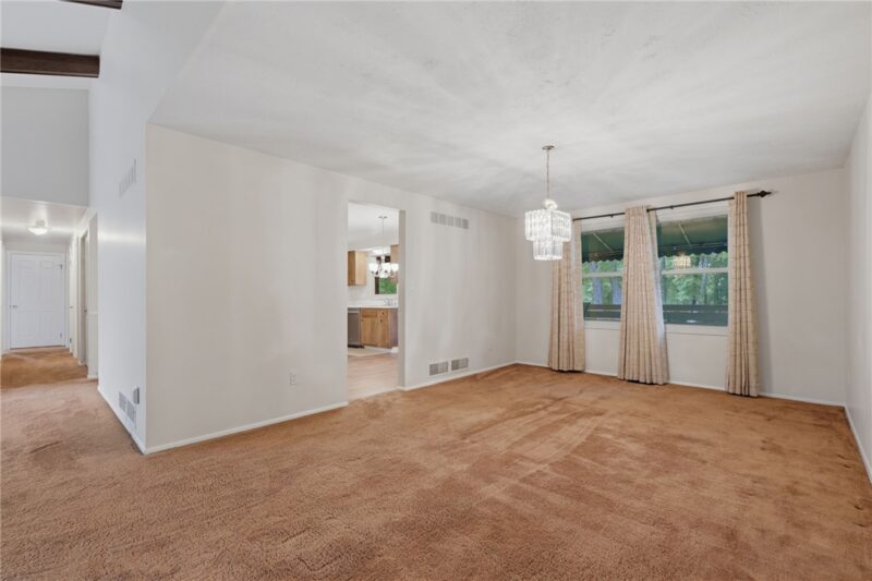 6150 Penn Dr — photo 5