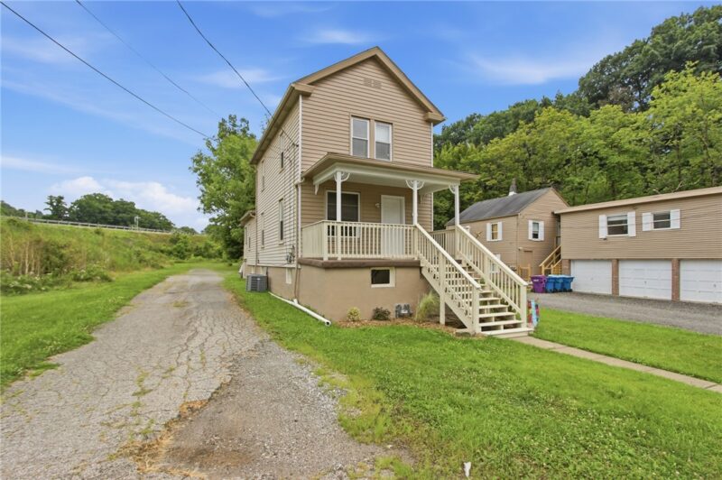 108 Katz St — photo 2