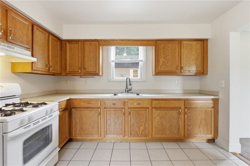 108 Katz St — photo 5