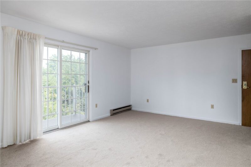 820 S Main St 303 — photo 4
