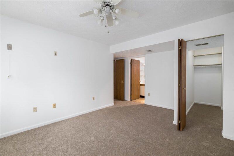 820 S Main St 303 — photo 8