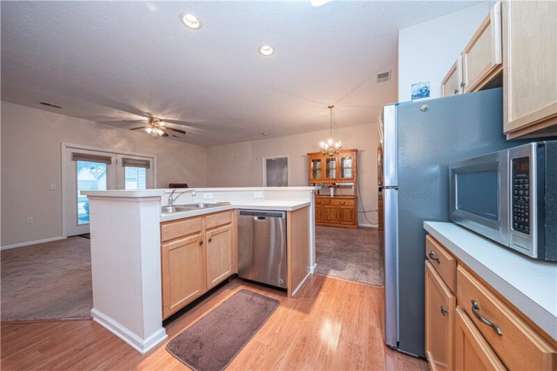 850 Hidden Ridge Crt 101 — photo 6