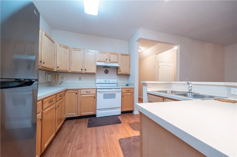 850 Hidden Ridge Crt 101 — photo 7