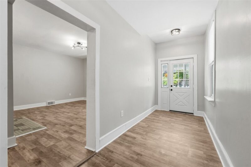 209 Marie Ave — photo 8