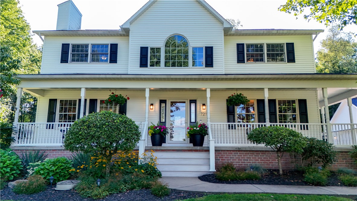 721 Delaware Trl — photo 1