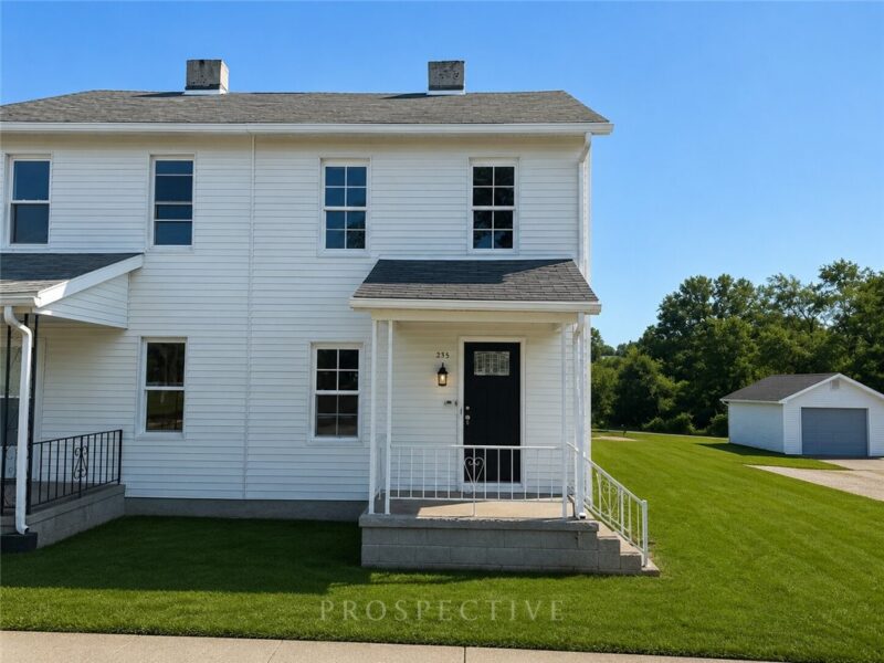 235 Jefferson Ave — photo 2
