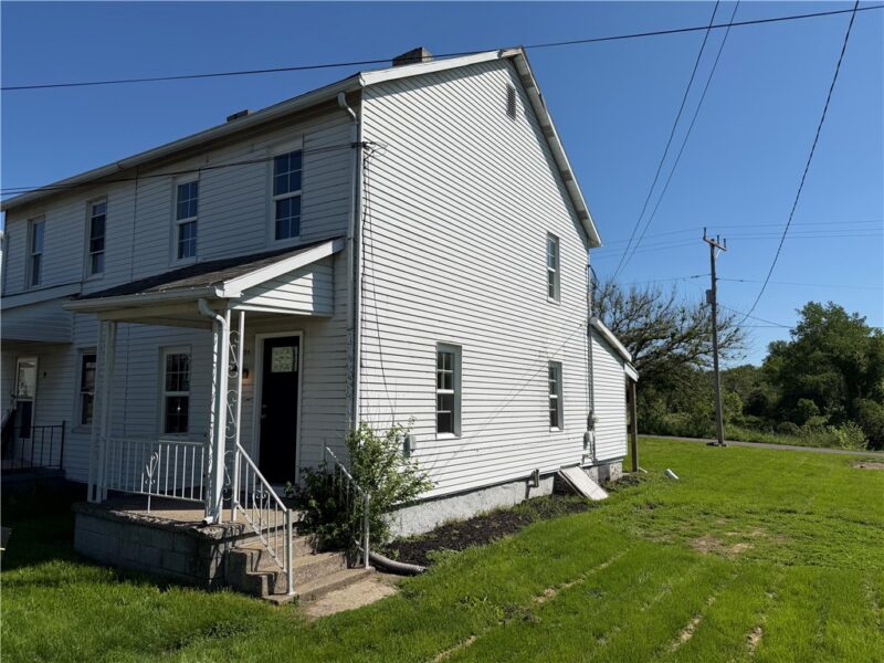 235 Jefferson Ave — photo 3