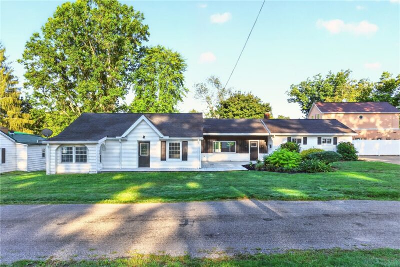 11753 OAKVIEW ROAD — photo 2