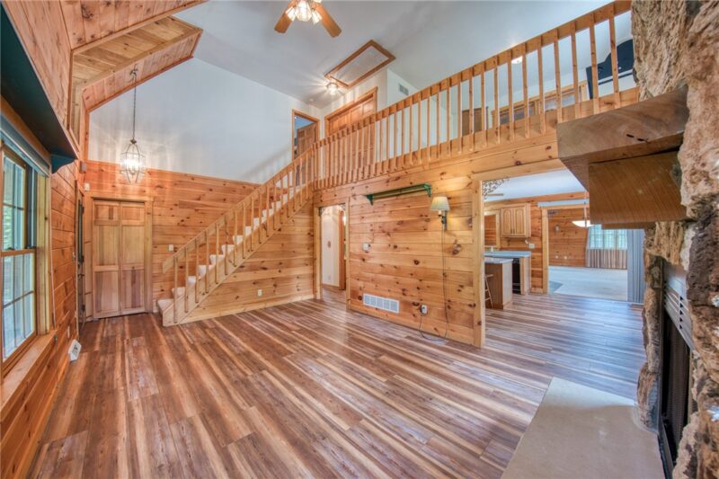 2978 HABERLEIN ROAD — photo 7