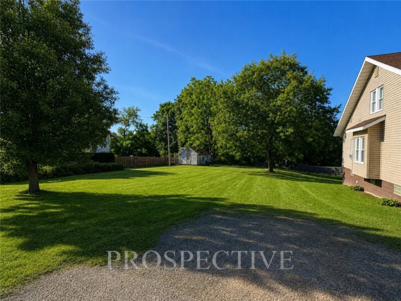 393 N Gallatin Ave — photo 7