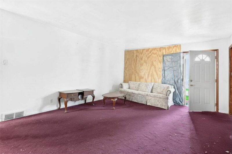 142 Franklin Ave. — photo 8