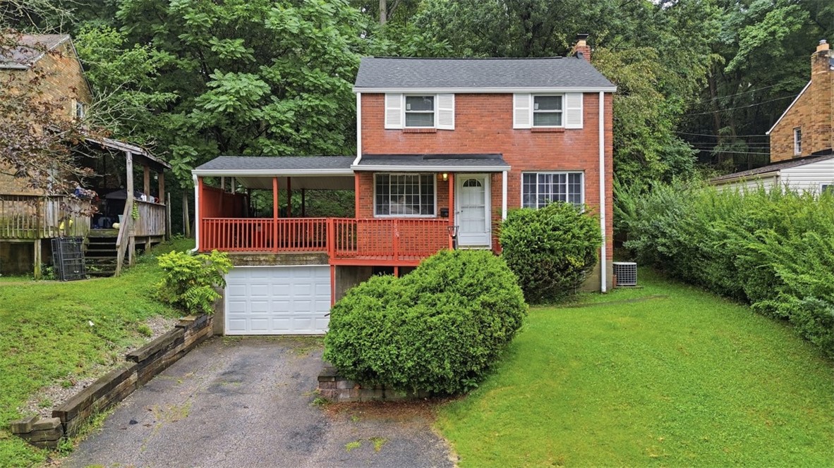 233 Macfarlane Dr — photo 1