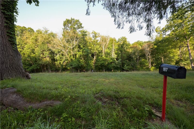 197 Mcclain Rd — photo 2