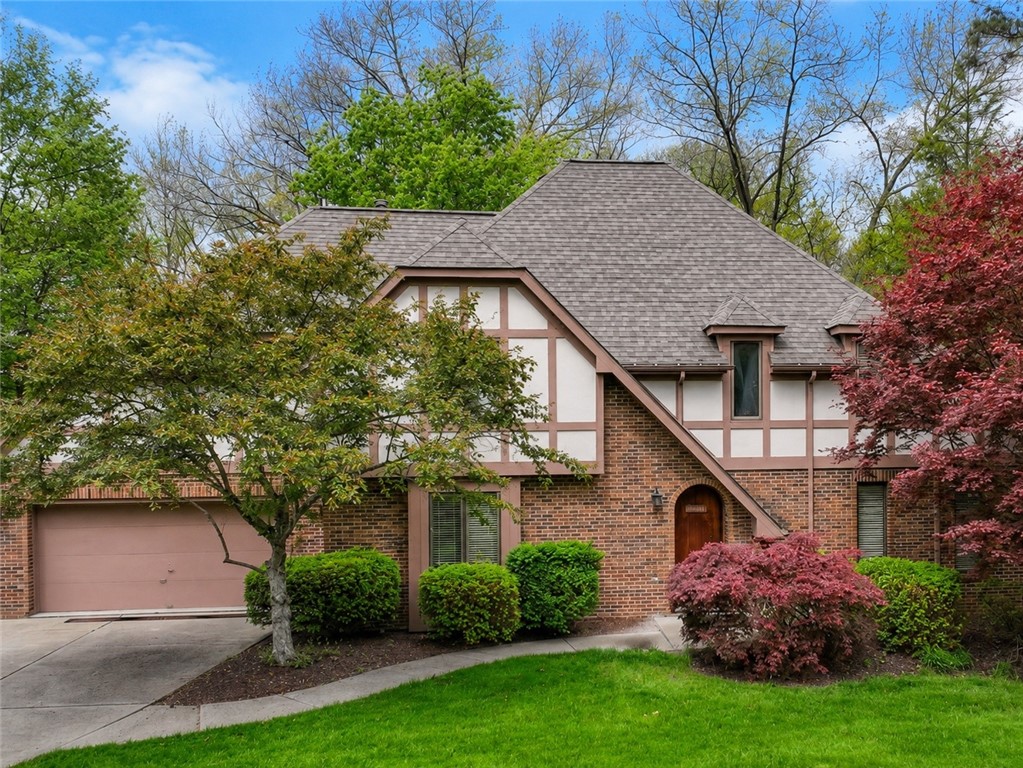 114 Northbrook Drive — photo 1