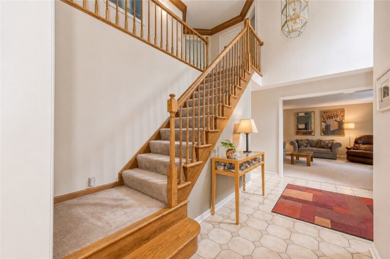 114 Northbrook Drive — photo 2