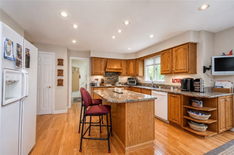 114 Northbrook Drive — photo 4