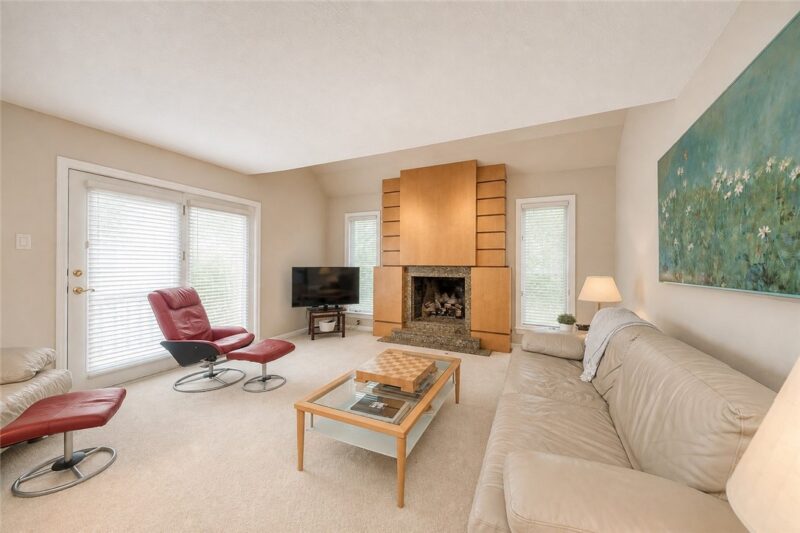 114 Northbrook Drive — photo 8