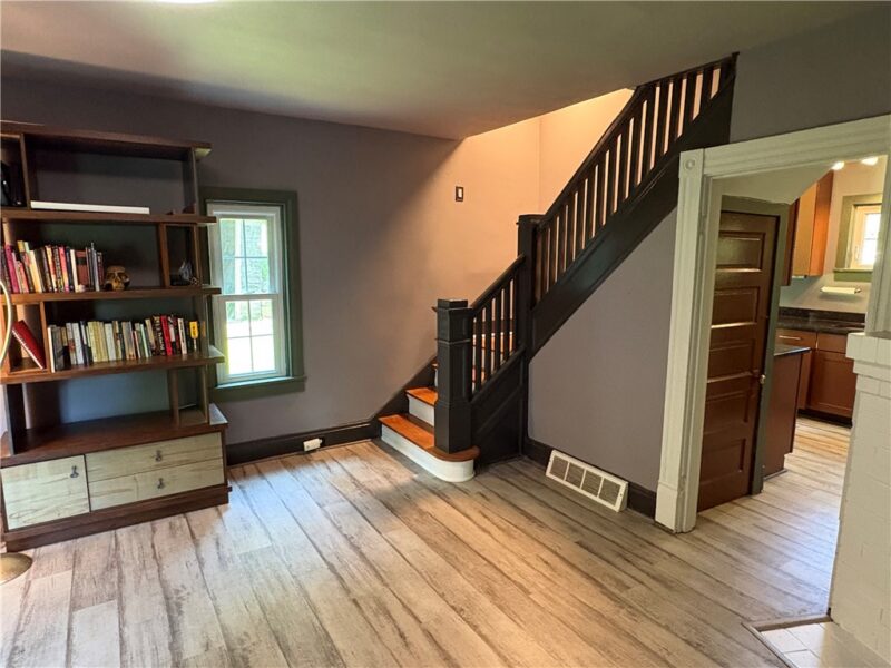 1503 Clinton Rd — photo 5