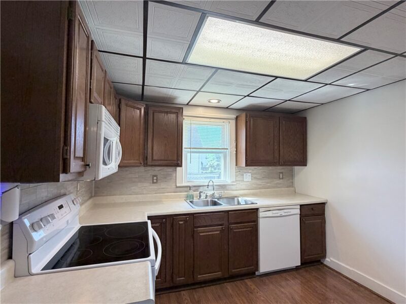 1187 Orr Ave — photo 8
